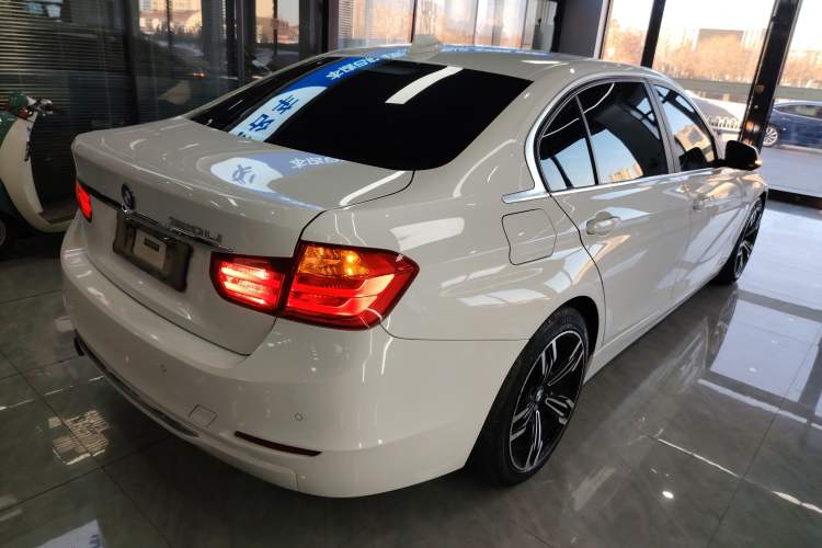 Used BMW 3 Series 2015 320Li Fashion Model
