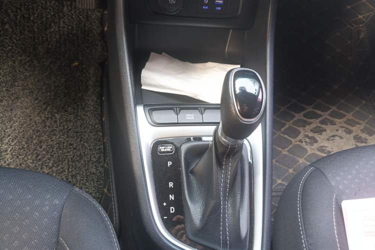 Used Hyundai Celesta 2018 1.6L Automatic GL Enjoyment Version China V Standard