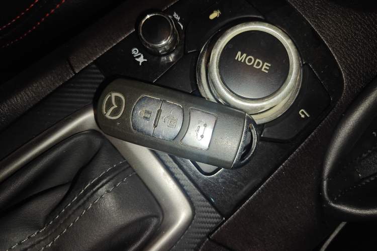 Used Mazda Mazda 3 Axela 2017 Sedan 1.5L Automatic Comfort Model China VI Standard
