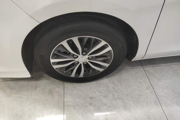 Used Buick GL8 2021 ES Landtrek 653T Comfort Edition
