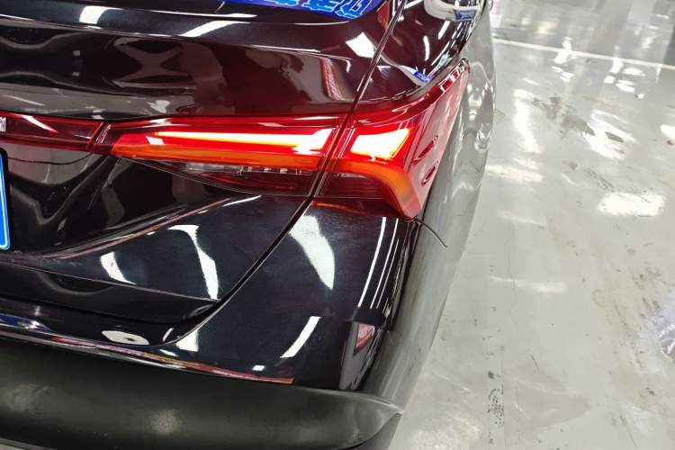 Used Toyota Avalon 2023 2.0L Luxury Edition