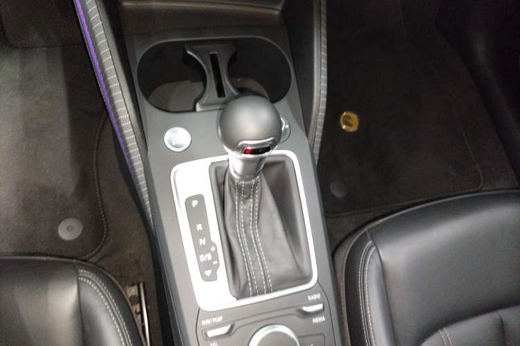 Used Audi Q2L 2022 35 TFSI Fashion Dynamic Model
