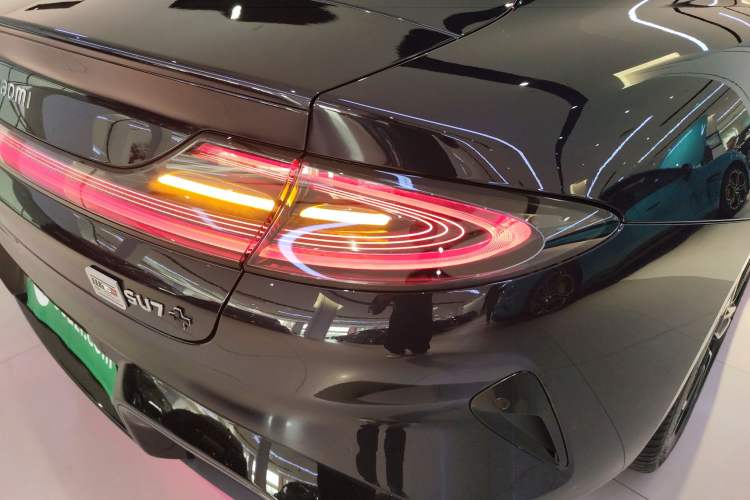 Used  SU7 2024 Rear-Drive Long-Range Intelligent Driving Version
