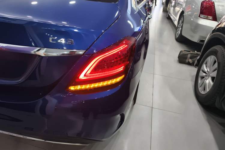 Used Mercedes-Benz C-Class 2019 C 180 L Fashion Edition Sport Version
