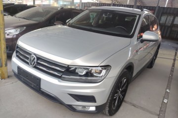 Used Volkswagen Tiguan L 2019 330TSI Automatic Two-Wheel Drive Luxury Edition China V Standard