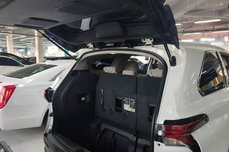 Used Toyota Sienna 2021 2.5L Hybrid Comfort Edition