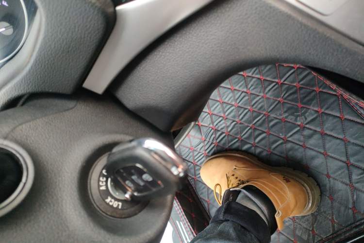 Used Hyundai Elantra 2016 1.6L Automatic ZhiXuan – Elite Version
