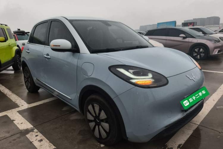 Used Wuling Bingo 2023 410 km Lingxi Deluxe Edition
