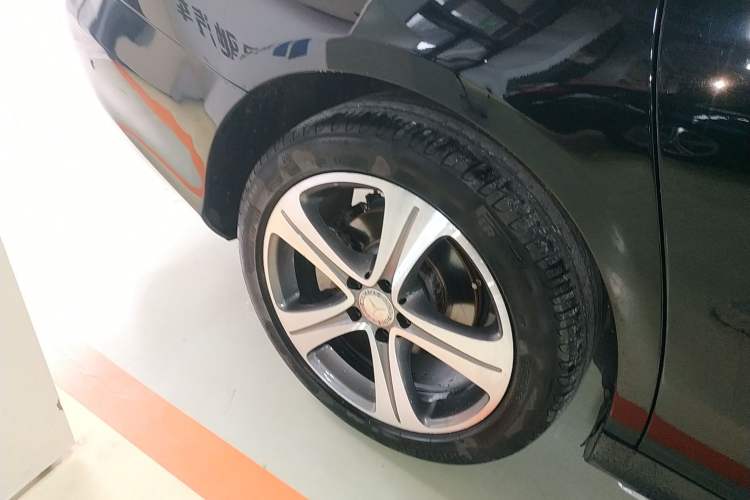 Used Mercedes-Benz E-Class 2016 E 200 L Sport Edition
