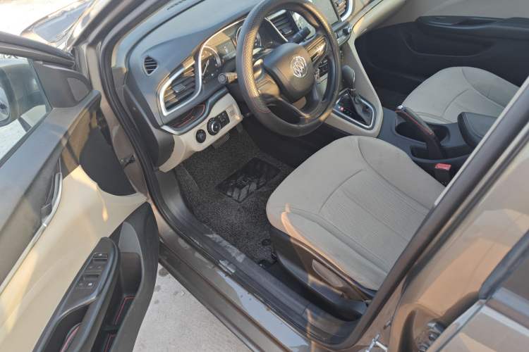 Used Buick GT 2015 15N Automatic Elite Version