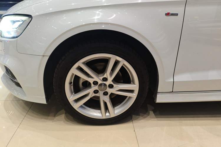 Used Audi A3 2019 Limousine 35 TFSI Fashion Edition China VI Emission Standard
