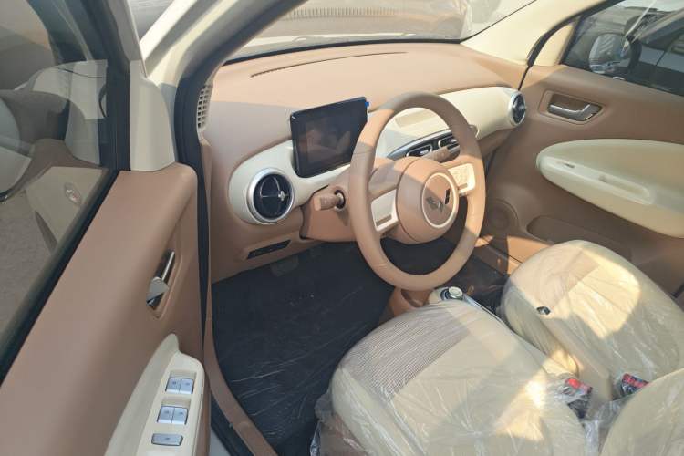 Used Wuling Hongguang MINIEV 2025 Four-Door Version Advanced Edition
