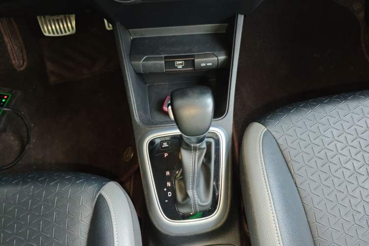 Used Kia kx1 Stonic 2019 1.4L Automatic Fun Edition China V Standard
