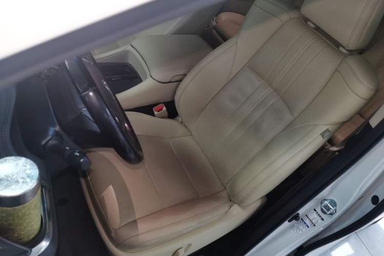 Used Toyota Alphard 2021 Dual-Engine 2.5L Prestige Edition
