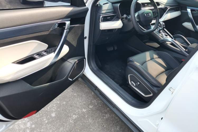 Used Geely Auto Emgrand X7 Sport 2022 Boyue X 1.8TD DCT Smart Model
