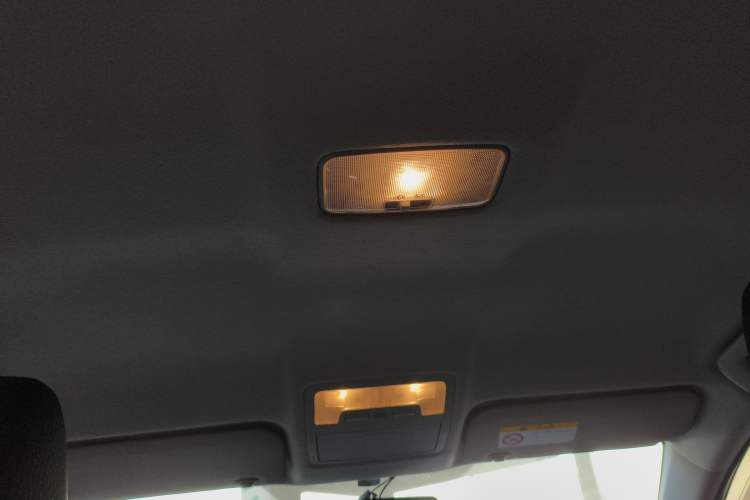 Used Toyota Levin 2017 Revised Version 185T CVT New Sharp Edition China V Standard
