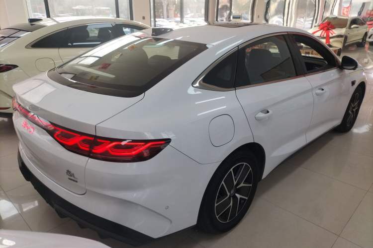 Used BYD Qin L 2025 DM-i Smart Drive 120KM Superior Model