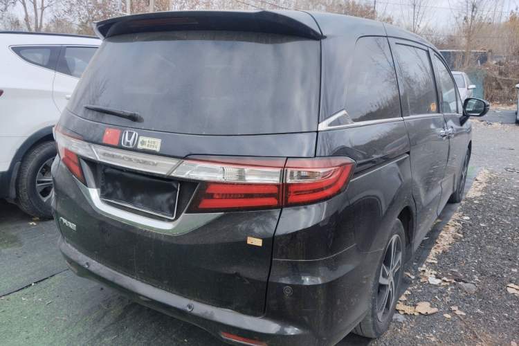 Used Honda Odyssey 2015 Updated Version 2.4L Smart Edition
