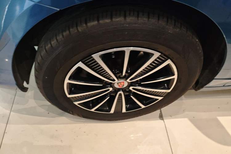 Used Roewe Ei5 2019 Smart Connect Supreme Edition
