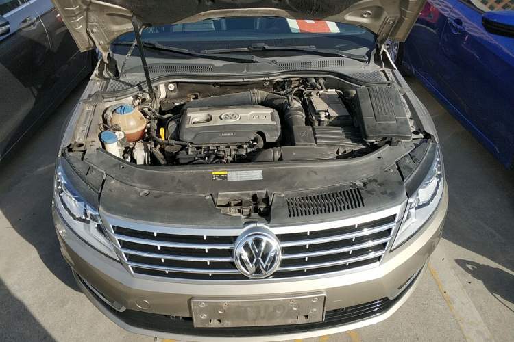 Used Volkswagen FAW-Volkswagen CC 2015 1.8TSI Prestige Model
