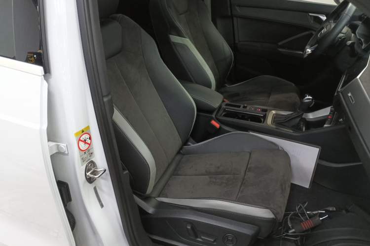 Used Audi Q3 2020 35 TFSI Fashion Dynamic Model