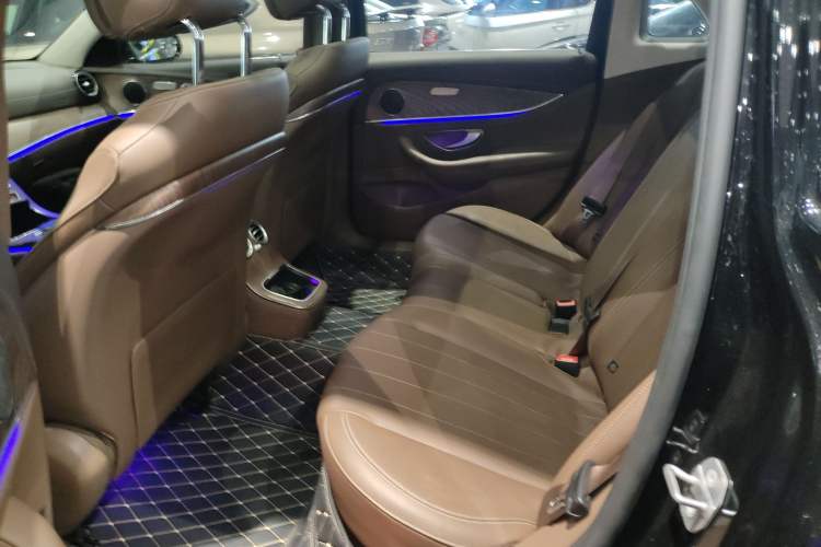 Used Mercedes-Benz E-Class 2022 Revised Version E 300 L Fashion Edition
