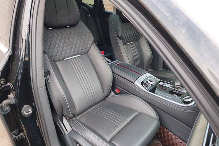 Used Hongqi H9 2020 3.0T Smart Connect Flagship Four-Seat Version