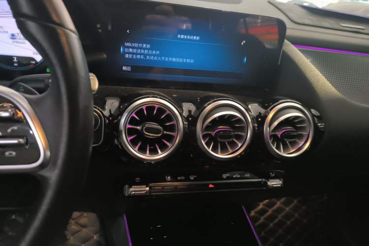 Used Mercedes-Benz GLA 2022 GLA 220
