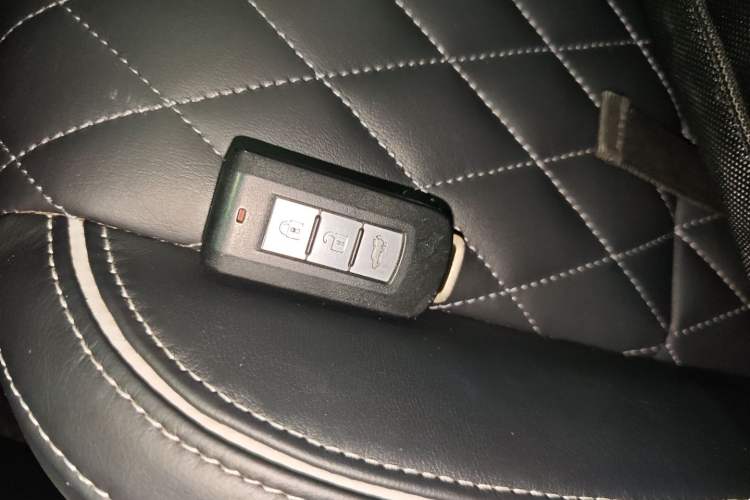 Used Mitsubishi Outlander 2020 2.4L 4x4 Zhi Xiang Edition 5 Seats