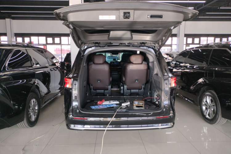 Used Toyota Sienna 2021 2.5L Hybrid Platinum Edition