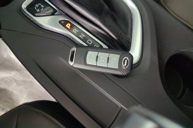 Used GAC Trumpchi GS4 2017 200T G-DCT Two-Wheel Drive Elite Edition
