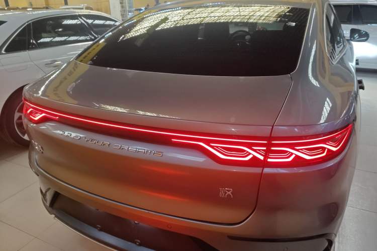 Used BYD Han 2022 DM-i 121KM Prestige Model