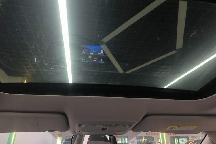 Used Nissan X-Trail 2019 2.5L CVT Smart Connect Leading Edition 4WD
