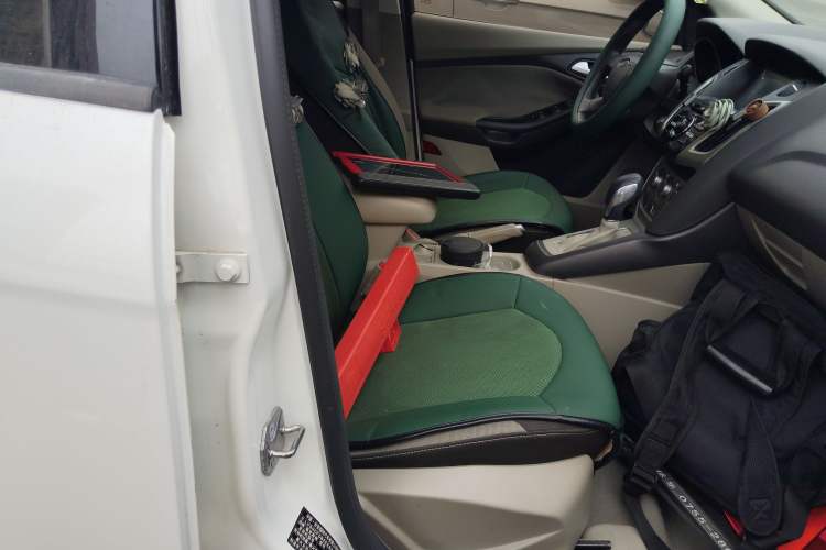 Used Ford Focus 2012 Sedan 1.6L Automatic Comfort Model
