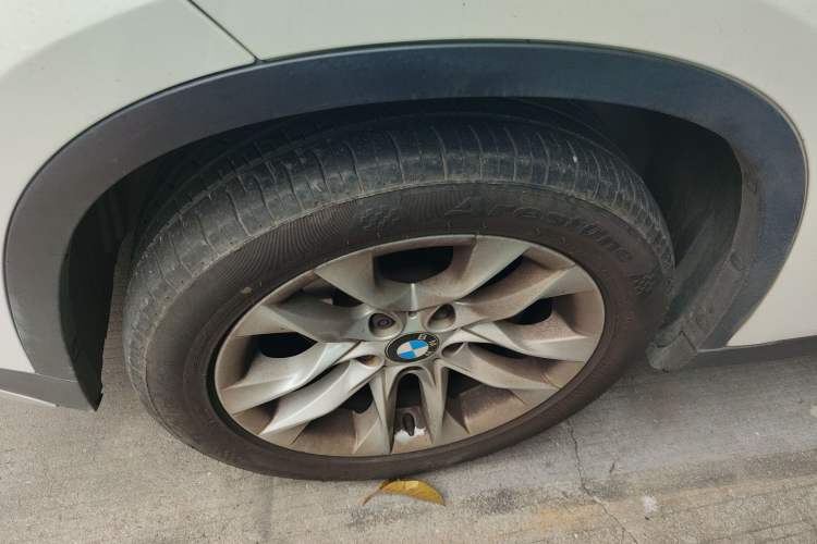 Used BMW X1 2014 sDrive18i Leading Model
