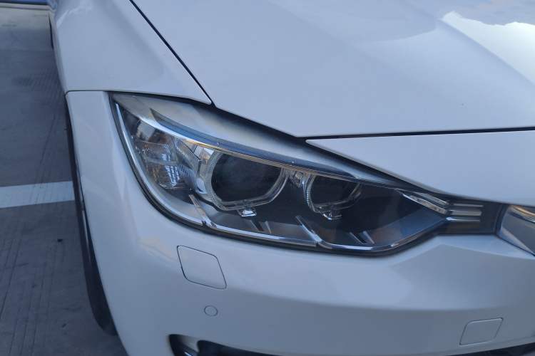 Used BMW 3 Series 2015 320Li Fashion Model
