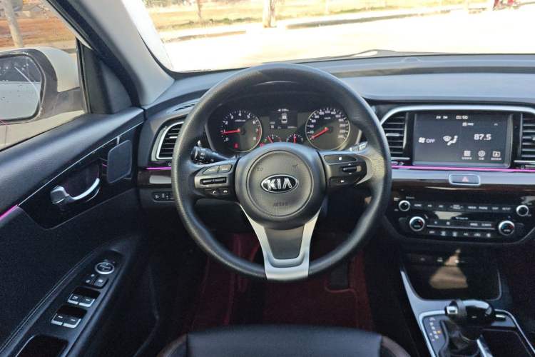 Used Kia K4 2017 1.8L Automatic GLS
