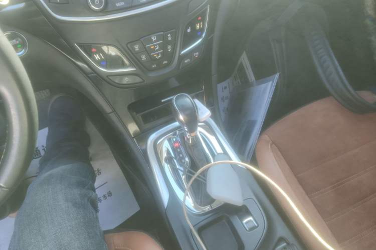 Used Buick Regal 2015 1.6T Elite Tech Model
