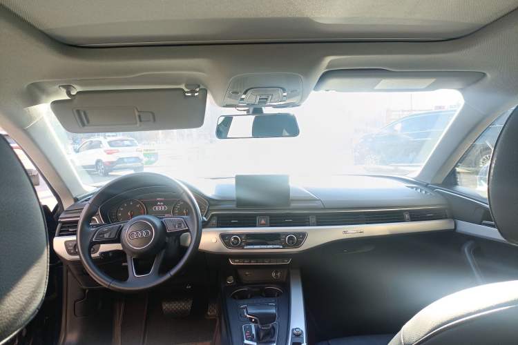 Used Audi A5 2017 Sportback 40 TFSI Fashion Model
