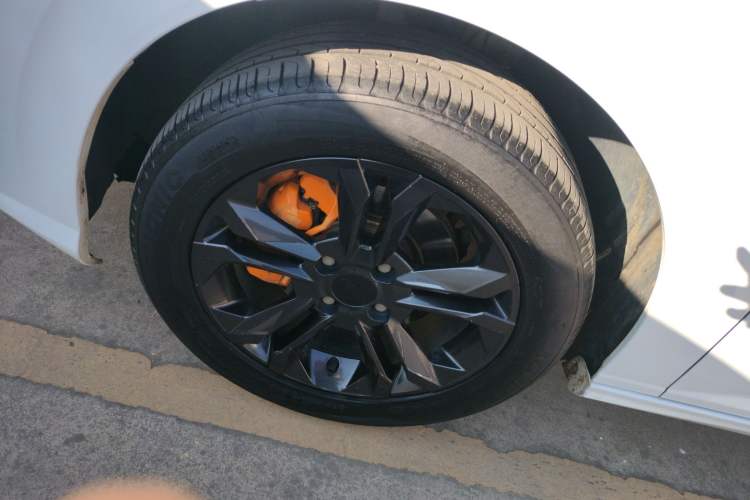 Used Dongfeng Aeolus Yixuan 2023 Mach Edition 1.5L Automatic Chasing Shadow Version
