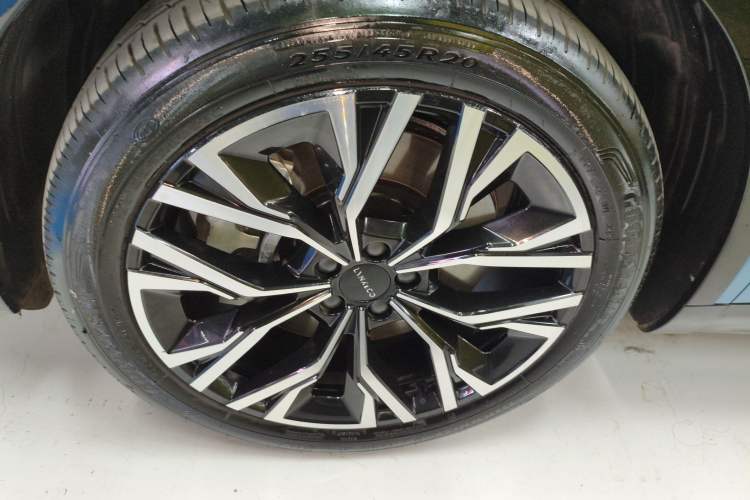 Used Lynk & Co 08 EM-P 2026 Model 210 Four-Wheel Drive Performance Ultra H7
