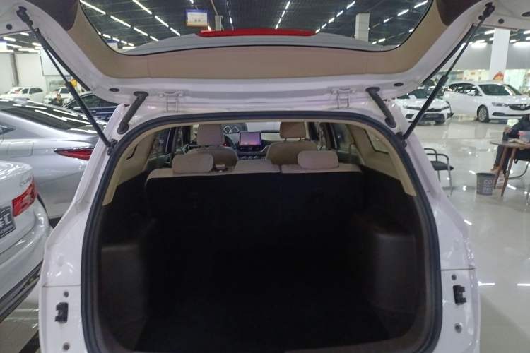 Used Baojun 310W 2017 1.5L Manual Comfort Model China V Standard