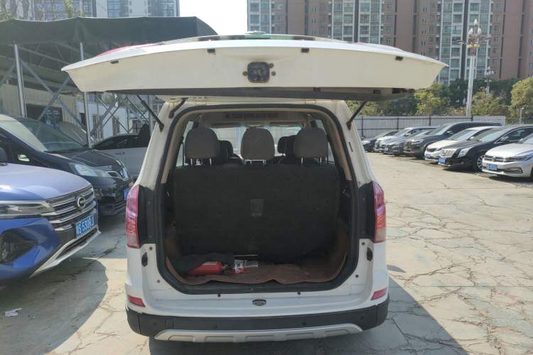 Used Jinbei 750 2016 1.5L e-Drive Version