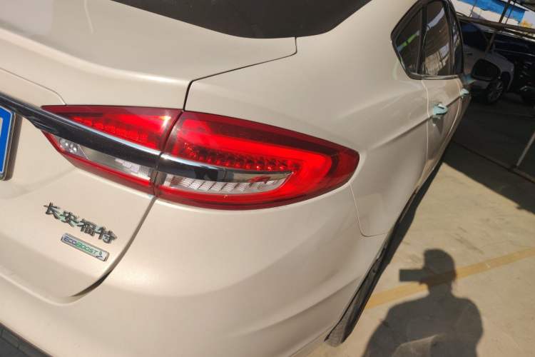 Used Ford Mondeo 2017 EcoBoost 180 Stylish Model
