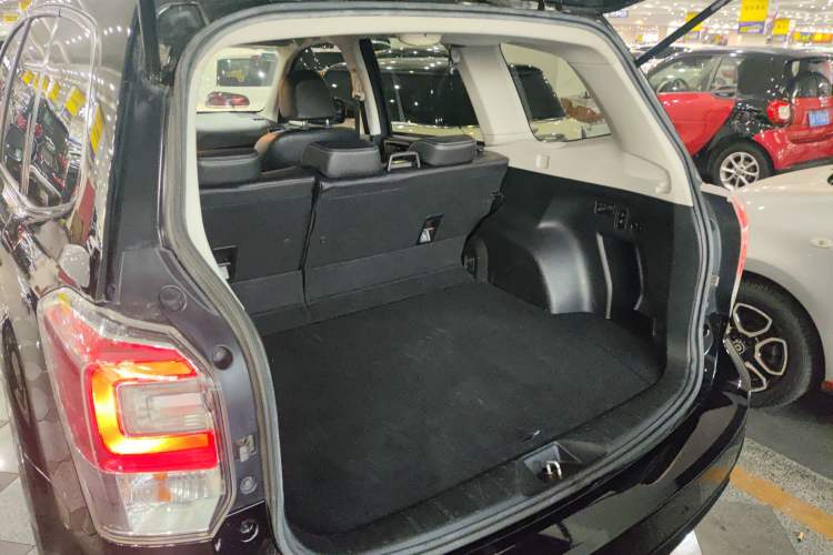 Used Subaru Forester 2016 2.5i Luxury Navigation Edition
