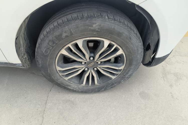 Used Geely Auto Vision X6 2016 1.8L Manual Luxury Edition