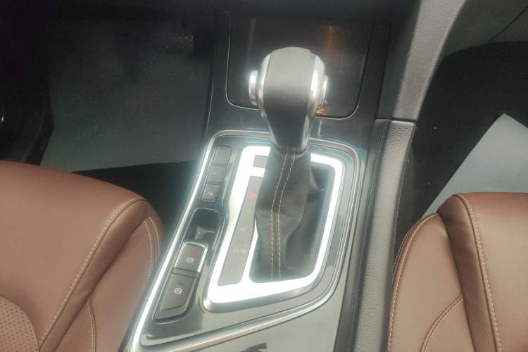 Used Baojun 560 2017 1.5T DCT Prestige Edition
