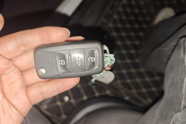 Used Volkswagen Lavida 2017 1.6L Automatic Fashion Edition
