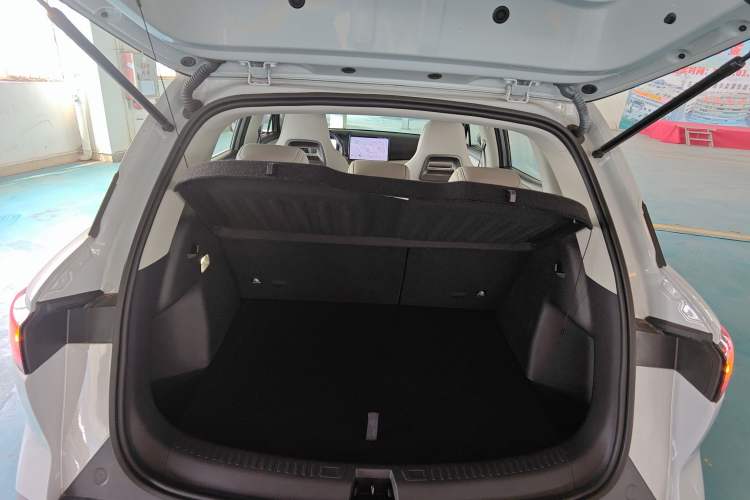 Used BYD Yuan UP 2025 Intelligent Driving Version 401 km Beyond-Range Edition