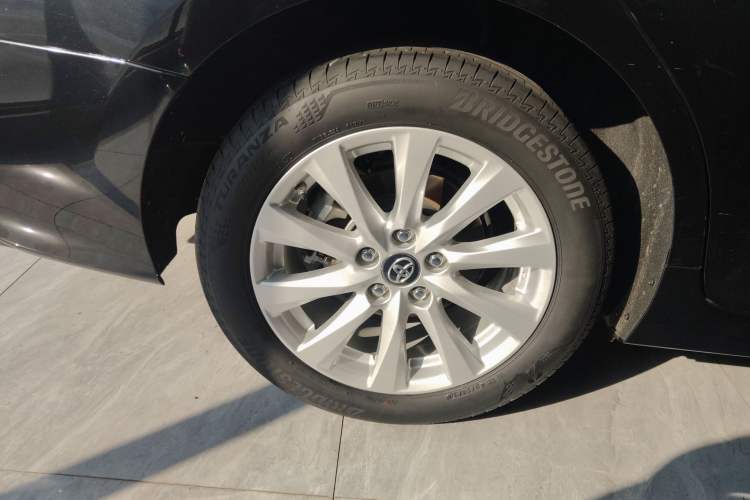 Used Toyota Camry 2021 2.0G Luxury Edition
